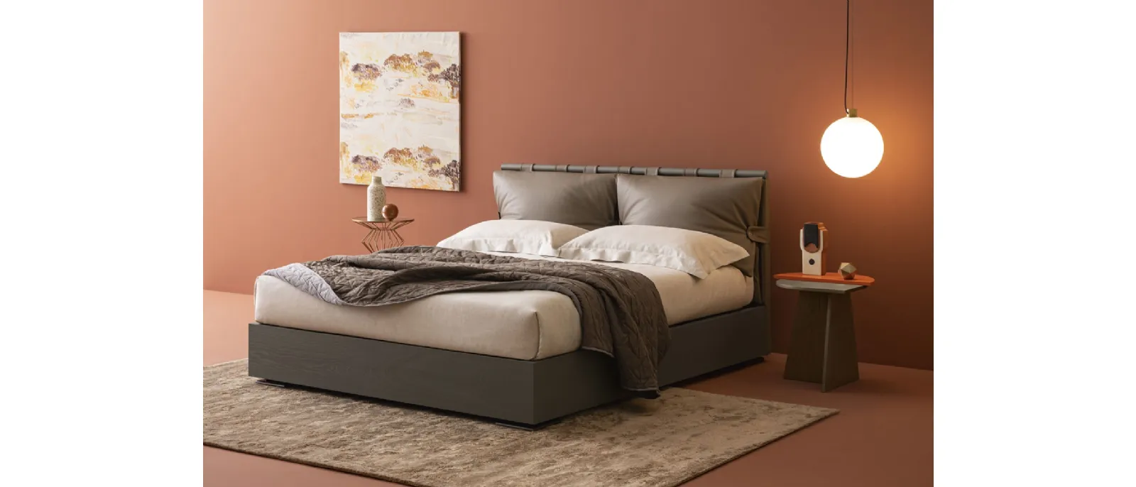 Letto con box contenitore Dual Legno con testiera in pelle di Oggioni