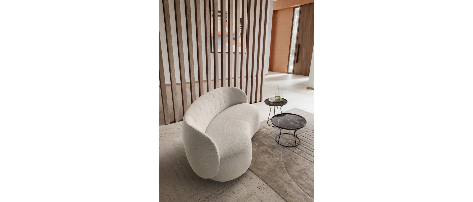 Divano lineare Moby Loveseat in tessuto di Le Comfort